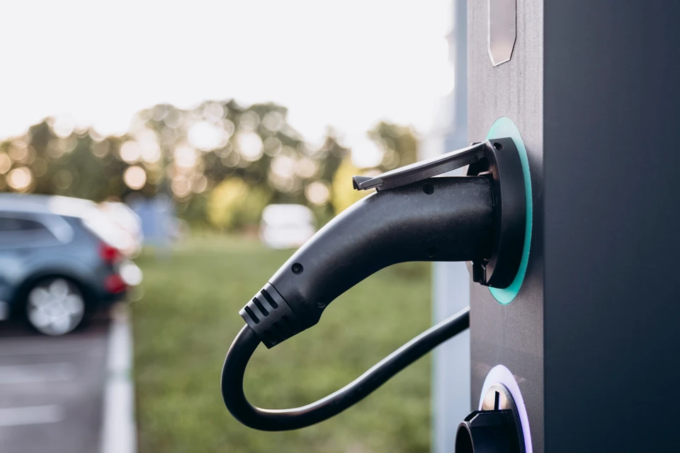 Alimentation électrique pour la charge des voitures électriques